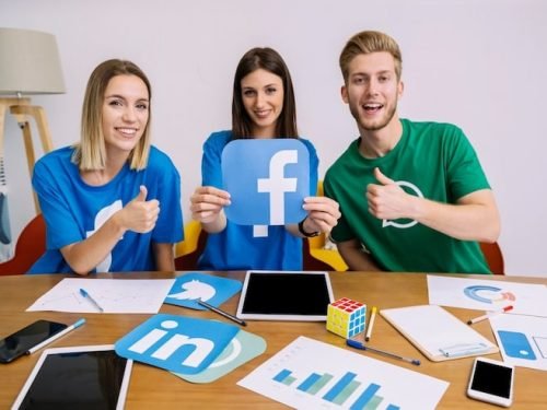 What Are The Relevant Trends For Facebook Advertising In 2024?